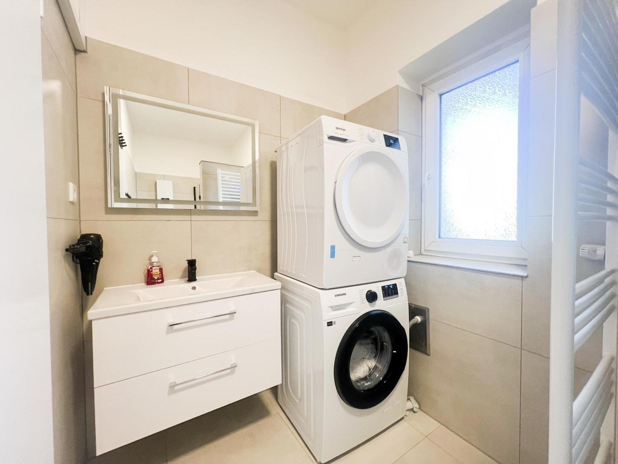 Vibehome Duesseldorf - Stadtmitte ภายนอก รูปภาพ